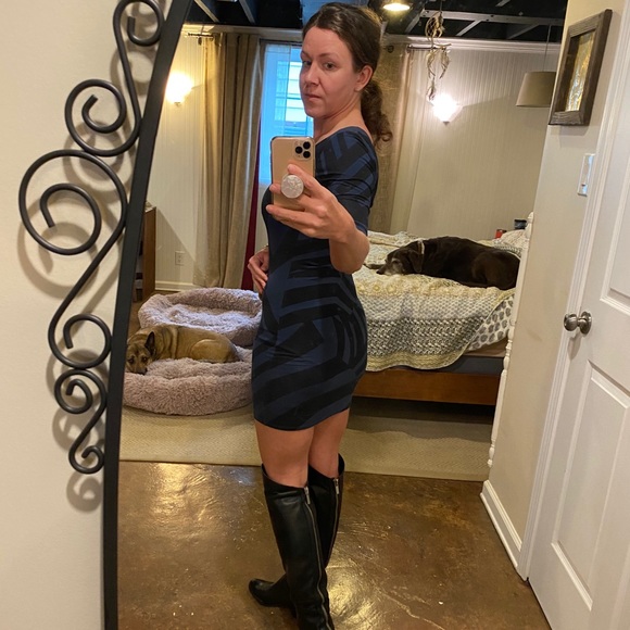 Bebe black and blue fitted mini dress - Picture 2 of 8